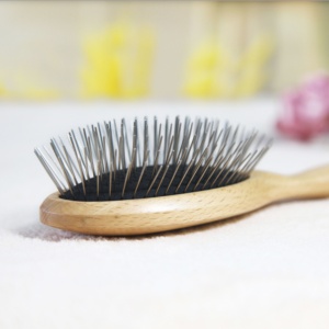 Baoli OEM 95g 64x220mm cepillo de aseo gato Show Dog <span class=keywords><strong>Madan</strong></span> inoxidable Pin cepillo de madera gato perro aseo Slicker cepillo para mascotas - Product Image 3