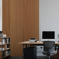 Panneau de décoration murale en PVC à lamelles 3D d'intérieur imperméable nécessitant peu d'entretien et facile à installer Panneau mural cannelé en WPC pour la décoration de la maison