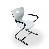 Chaise d'étude moderne pour étudiant avec accoudoirs en PP et table de classe en métal pour la formation en appartement ou en salle de classe