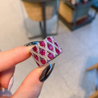 Bijoux tendance, nouvelle bague en saphir simulé pour femmes, bague géométrique large de couleur personnalité, bijoux de mode en gros