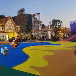 Una buena superficie para el patio de recreo es un área de juego y actividad común para niños que les ayuda a mejorar y aprender en un ambiente seguro - Product Image 1