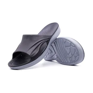 Erkek sandalet orijinal tasarımcı spor slayt terlik erkekler banyo yatak odası ayakkabı özel Logo renkli