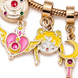 Pulsera de dijes para mujer con diseño de libélula de <span class=keywords><strong>puerta</strong></span> <span class=keywords><strong>secreta</strong></span> de anime, llave negra, accesorios DIY personalizados, forma irregular, moderna, para aniversario - Product Image 3