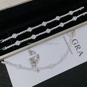 Venta al por mayor Collar De <span class=keywords><strong>Trebol</strong></span> De Cuatro Hojas De Plata De Ley 925 Cadenas Relleno Collar De Trébol De Cuatro Hojas Oro 925 Plata Esterlina - Product Image 3