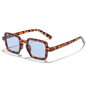 2024 Vintage Leopard Sun Glasses Small Square Frame Designer Sunglasses Black PC with UV400 Famous Brands Fashion Style