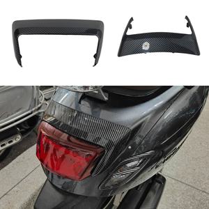 Accessoires Moto : Cache supérieur de feu arrière de moto, compatible Honda Giorno 125, cadre de protection moto - Product Image 3