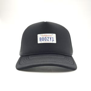 Casquette de camionneur de plage personnalisée en mousse performante à 5 panneaux en maille polyester avec logo brodé 3D imprimé - Product Image 3