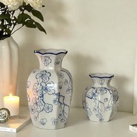 Nouveau Style chinois écologique haut de gamme rétro bleu blanc porcelaine octogonale en céramique Vase de table salon salle à manger