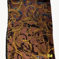 Tissu jacquard tissé double face 149 g/m² léger en polyester métallisé pour jupes et sacs