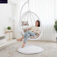 Fauteuil suspendu moderne en métal pour l'extérieur avec support
