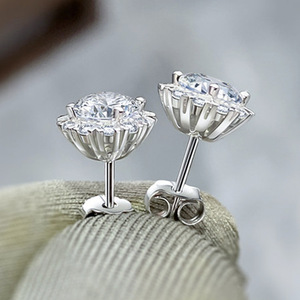Orecchini a Perno a Forma di Fiocco di Neve per Donne, Eleganti e Discreti per Uso Quotidiano, Accessori per Outfit Casual e Regalo - Product Image 5
