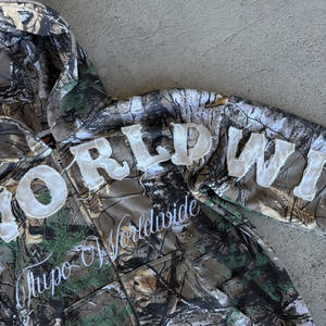 カスタム<span class=keywords><strong>2025</strong></span>最高品質ダックカモフーディー戦術リーフカモフーディーパッチ刺繍ジップアップジャケットカモハンティングフーディー男性用 - Product Image 2