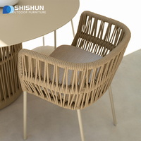 Ensemble de table et chaises de jardin en aluminium avec coussins imperméables pour terrasse, cour et complexes hôteliers