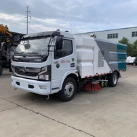 Camion de lavage de voirie haute pression et balayeuse routière avec réservoir d'eau de 5000L et réservoir d'aspiration des eaux usées de 5000L, fabriqué en Chine