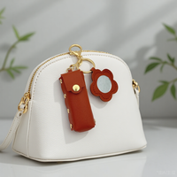 Potable Voyage Chapstick Porte-clés Fleur Baume À Lèvres Porte-clés Rouge À Lèvres Mallette De Rangement pour Femmes Filles