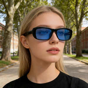 Lunettes de soleil polarisées à petite monture carrée pour femmes, nouvelle mode, noires, verres UV400 TAC, monture en plastique et en métal, KS 3927 - Product Image 3