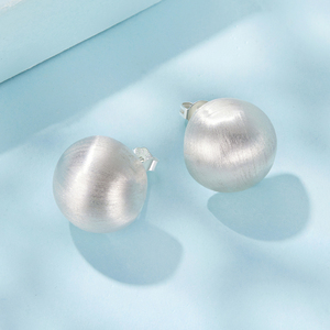 Boucles d'oreilles à clous classiques unisexes, bijoux plaqués argent, forme ronde, boucles d'oreilles tendance - Product Image 2