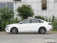 Meilleures ventes 2027 pour Emgrand up 1.5L CVT Deluxe Compact Sedan Écran 12.3 pouces Euro VI Pneus R16 Sièges Sombres Neuf