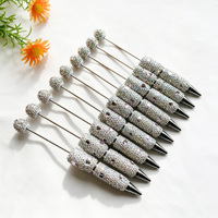 Stylo à bille long en métal entièrement orné de strass, avec cœur en cristal et diamant, stylo décoratif de luxe brillant, cadeau idéal