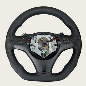 Volante de Cuero para <span class=keywords><strong>BMW</strong></span> Serie E, Venta al por Mayor y al Detal, para Modelos E90, E60, E46, E92, M3, E87, E39, X5, E70, X6, E71, E82, E93, E36, E91 - Product Image 1