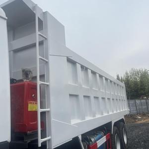 Camión Volquete SINOTRUCK HOWO 371 6X4, Capacidad de 31-40T, Motor Diésel Weichai, Euro 5, Transmisión Manual, Ingeniería de Trabajo Pesado - Product Image 3