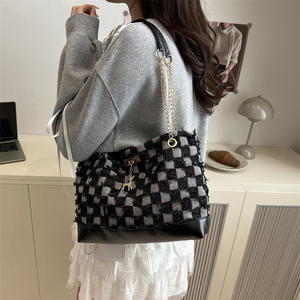 Sac fourre-tout à carreaux à la mode pour femmes été nouveauté Niche grande capacité sac à bandoulière sous les bras sac à main - Product Image 6