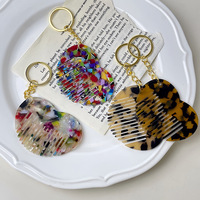 Peignes à cheveux portables en acétate personnalisés Genya en forme de cœur, mini pendentifs de poche avec porte-clés, accessoires mignons