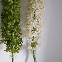 Fleurs artificielles blanches faites à la main avec longue tige pour les décorations de Noël et du Nouvel An de remise des diplômes de mariage à la maison