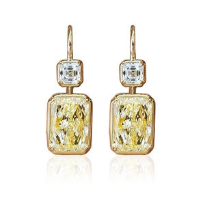 Orecchini con diamanti gialli E1790 in oro giallo con diamanti taglio quadrato fantasia per matrimonio, stile classico da donna, certificati GIA - Product Image 5