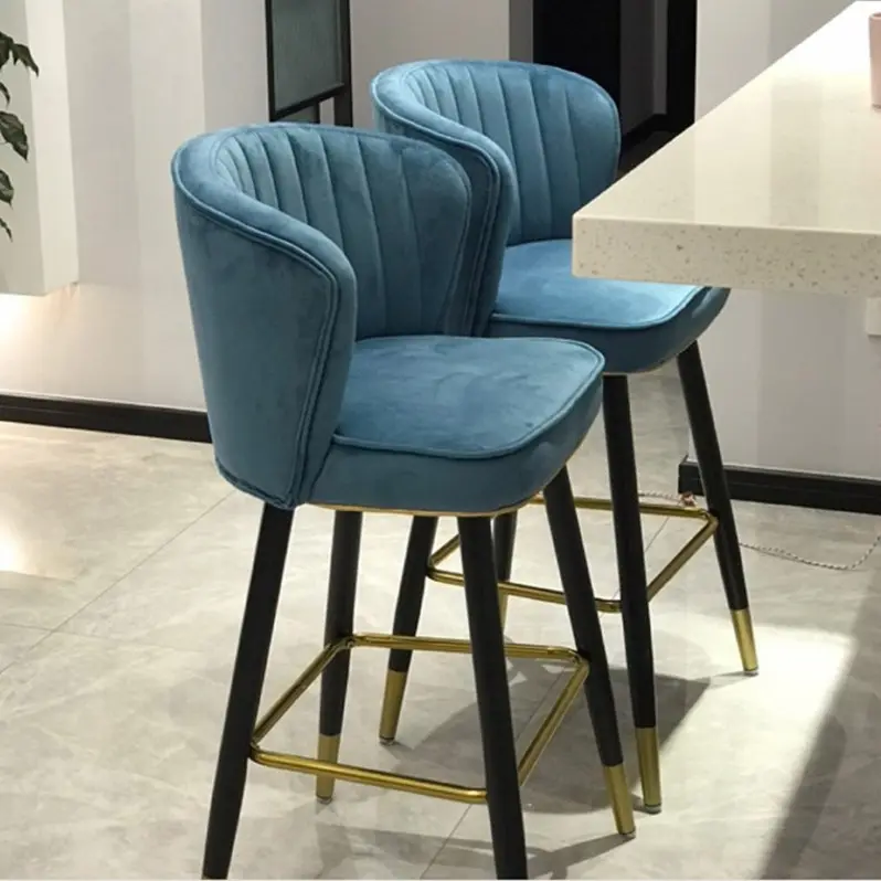 Uxury-silla tapizada de terciopelo para bar y restaurante, taburete moderno con patas de metal de lujo, con reposapiés