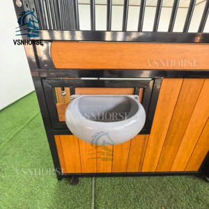 Aluminium hoek-hooirek voor paarden, anti-verspilling voederrek, lange levensduur voor weilanden - Product Image 3