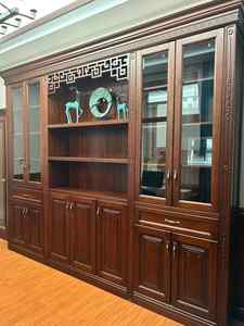 Meubles en bois massif modernes sur mesure pour hôtel chinois, villa, chambre à coucher, salon, armoires pliantes, armoires à vin, panneau lumineux - Product Image 3