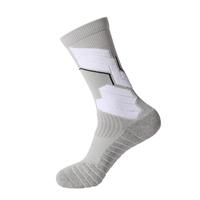 Vente en gros OEM Bas de serviette entraînement antidérapant hommes Elite Sports coussin personnalisé épais course basket-ball chaussettes en coton