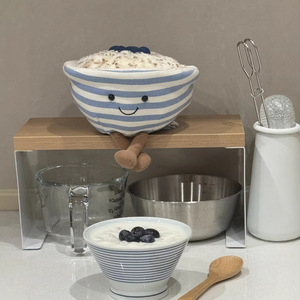 Koleksi Makanan Baru Boneka Mainan Lucu Mangkuk Oatmeal Blueberry Isi Kapas PP Plastik untuk Usia 0-24 Bulan Stok Grosir - Product Image 5