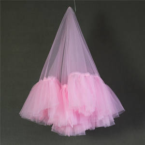 Accessoires <span class=keywords><strong>de</strong></span> mise en page <span class=keywords><strong>de</strong></span> toile <span class=keywords><strong>de</strong></span> fond créatifs suspendus en forme <span class=keywords><strong>de</strong></span> nuage <span class=keywords><strong>voile</strong></span> <span class=keywords><strong>de</strong></span> gaze en maille <span class=keywords><strong>de</strong></span> soie pour la décoration <span class=keywords><strong>de</strong></span> toile <span class=keywords><strong>de</strong></span> fond d'événements <span class=keywords><strong>de</strong></span> mariage - Product Image 3