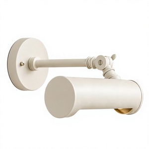 Lampe murale moderne du milieu du siècle en laiton, faite à la main, pour éclairage d'art de galerie, avec plusieurs finitions et couleurs, pour miroir - Product Image 1