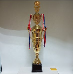 बड़े उच्च गुणवत्ता अनुकूलित खेल फुटबॉल धातु फुटबॉल ट्रॉफी पुरस्कार खेल ट्राफियां - Product Image 3