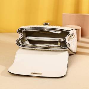 กระเป๋าถือหนังแท้ลายจระเข้แบบสั่งทำพิเศษ หนังวัวคุณภาพพรีเมียม กระเป๋าสะพายไหล่ผู้หญิง แฟชั่นกระเป๋าถือแบบสะพายข้าง มีซิป - Product Image 5