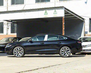 Miglior Prezzo Berlina <span class=keywords><strong>Benzina</strong></span> <span class=keywords><strong>Passat</strong></span> 2026 Pro 300TSI Dragon Glory Versione 4 Porte 5 Posti Nuova Auto Cinese per Pendolarismo - Product Image 3