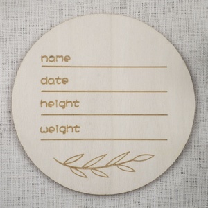 Bonjour monde annonce de <span class=keywords><strong>naissance</strong></span> assiettes en bois pour accessoires photo disques de cercle en bois signe cartes d'étape mensuelles de bébé - Product Image 6