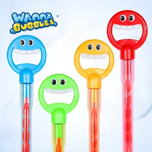 WANNA BUBBLES OEM ODM Wholesale Kids Outdoor Bubble Blower Toys 32 Hole Smiling Face Soap Bubble Wand Bubble Stick Toy