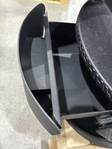 R1003A Chauffage intérieur durable en fonte Poêle à <span class=keywords><strong>bois</strong></span> rond Chauffage à <span class=keywords><strong>bois</strong></span> avec rangement des bûches (<span class=keywords><strong>tuyau</strong></span> non inclus dans le prix) - Product Image 4