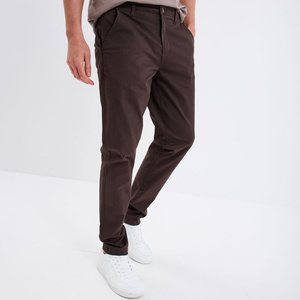 Pantalones Chinos Casuales Transpirables de Lona Elástica Ligera para Hombre, Corte Recto, Diseño de Frente Plano, Bolsillo Minimalista - Product Image 2