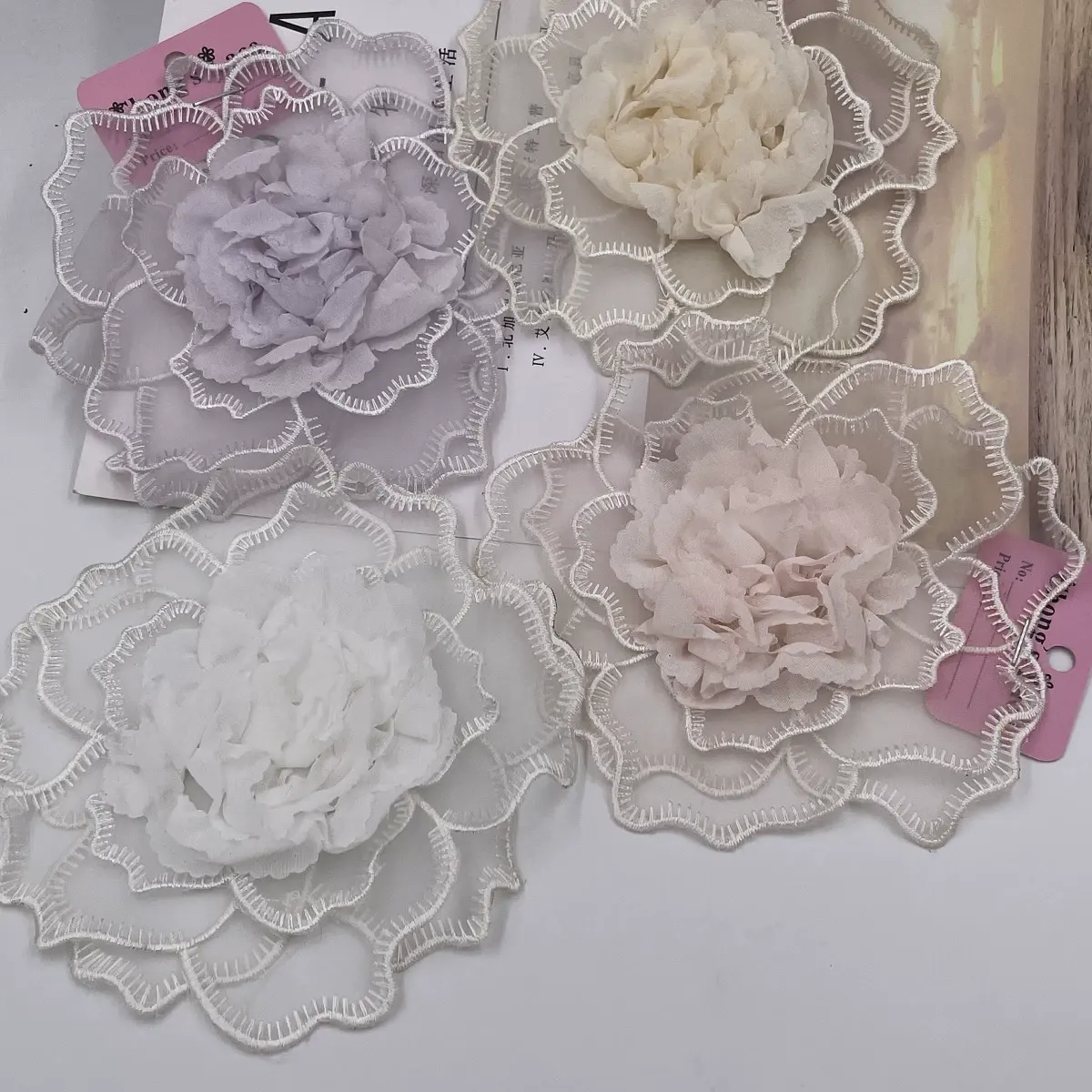 Atacado Pérolas Centro Organza Flores Cor Branca 3d Fringe Lace Guarnição Applique