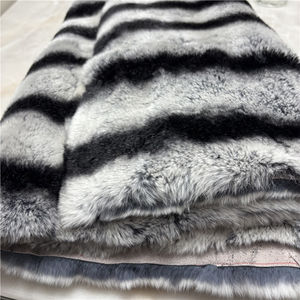 Manta <span class=keywords><strong>de</strong></span> Piel <span class=keywords><strong>de</strong></span> <span class=keywords><strong>Chinchilla</strong></span> para Cama - Product Image 5