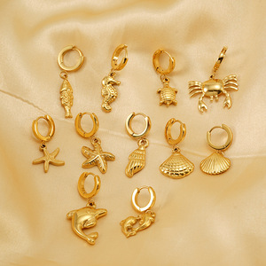 Summer Beach Animal <strong>Jewelry</strong> 18k Gold Plated Stainless Steel Shell Dolphin Sea Horse Tortoise <strong>Crab</strong> Huggie Earrings for Women - Product Image 5