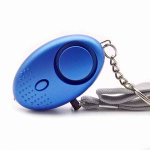 Porte-clés Sonore Puissant (<span class=keywords><strong>DB</strong></span> Élevé) pour Femme avec Lumière pour la Sécurité Personnelle et l'Autodéfense – Porte-clés de Protection en Métal - Product Image 4