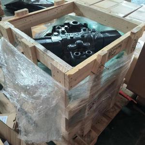 อะไหล่แท้ของโคมัตสึสำหรับรถขุด PC2000 ผู้จัดจำหน่ายอะไหล่แท้ มอเตอร์เดินหน้าแท้ 706-7L-01111 - Product Image 4