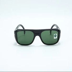 Nouvelles lunettes de soleil de sport carrées de luxe Lentilles polarisées Lunettes de sécurité à la mode - Product Image 2