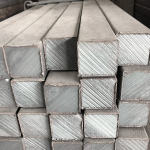 Fournisseur direct d'usine - Barres carrées en acier au carbone laminées à chaud Q195/Q235/Q355/A36/SS400/S235J - Acier structurel conforme aux normes AISI - Product Image 5